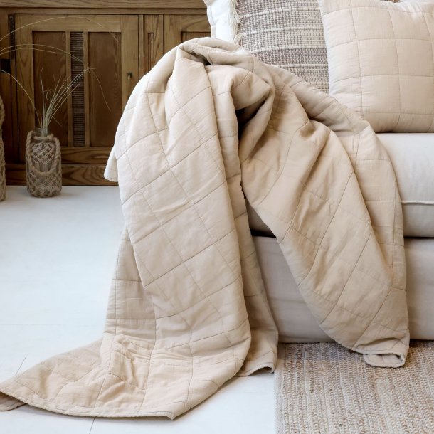 Quilt | Creme |�Chic Antique