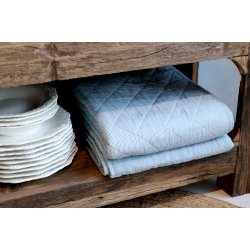 Quilt med lysebl� striber I Chic Antique