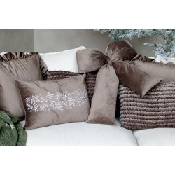 Brun velourpude med fl�sekant