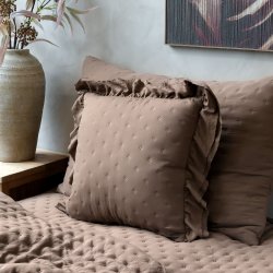 Pude med fl�se kanter I Valn�d farvet I Chic Antique