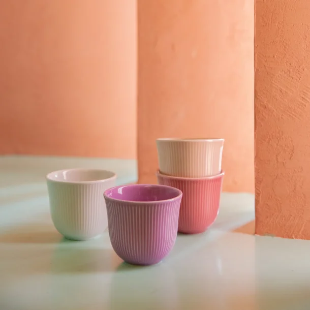 Krus | dusty lyser�d | Loveramics | Relief | 250ml