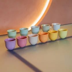 Krus | dusty lyser�d | Loveramics | Relief | 250ml