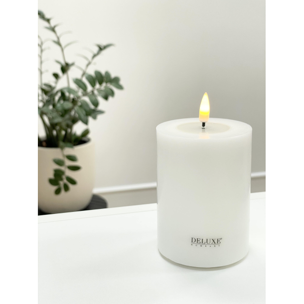 LED Lys l Deluxe Homeart l Hvid | D7,5 x H10