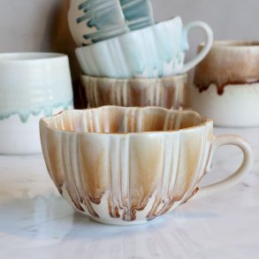Kop med hank | Latte I H6,5x�11cm