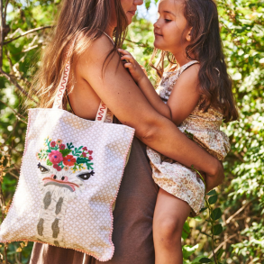 Mulepose l Med broderinger l Struds l Accessories l Speedtsberg l 