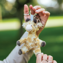 N�glering fra Wrendale designs l Giraffen Camilla 