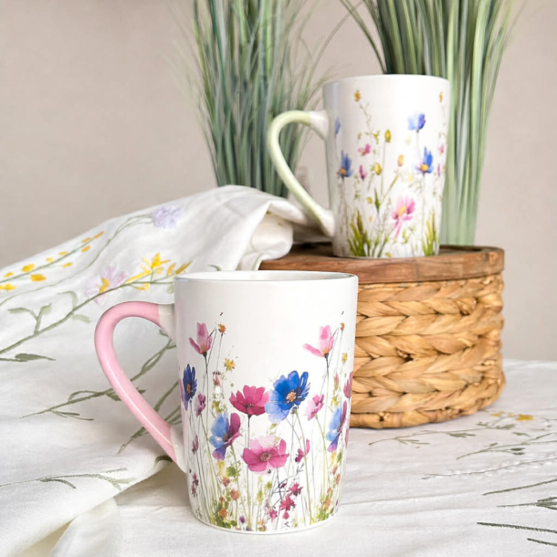 Porcel�nskrus med blomster motiv I Speedtsberg |�Lyser�d hank