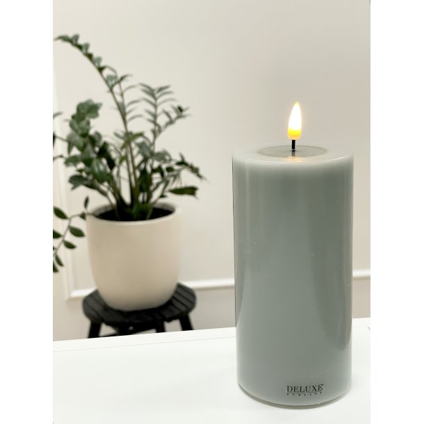 Salvie Green LED Bloklys D7,5 x 15 � Deluxe Homeart