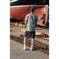 T-shirt I Sea parrot &amp; shipster I LAKOR