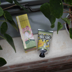 Hnd creme l Hand cream l Pineapple &amp; Pink lotus l 75ml l Vegan l Kew Gardens l 