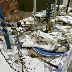 Stofserviet l Hr l Blue Flower Garden l Jim Lyngvild l 