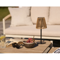 Lampe, genopladelig med integreret solcelle fra House Nordic 