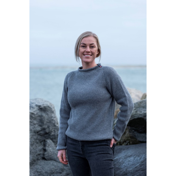 Striktrje fra WOOLWEAR of Scandinavia 100% fin uld